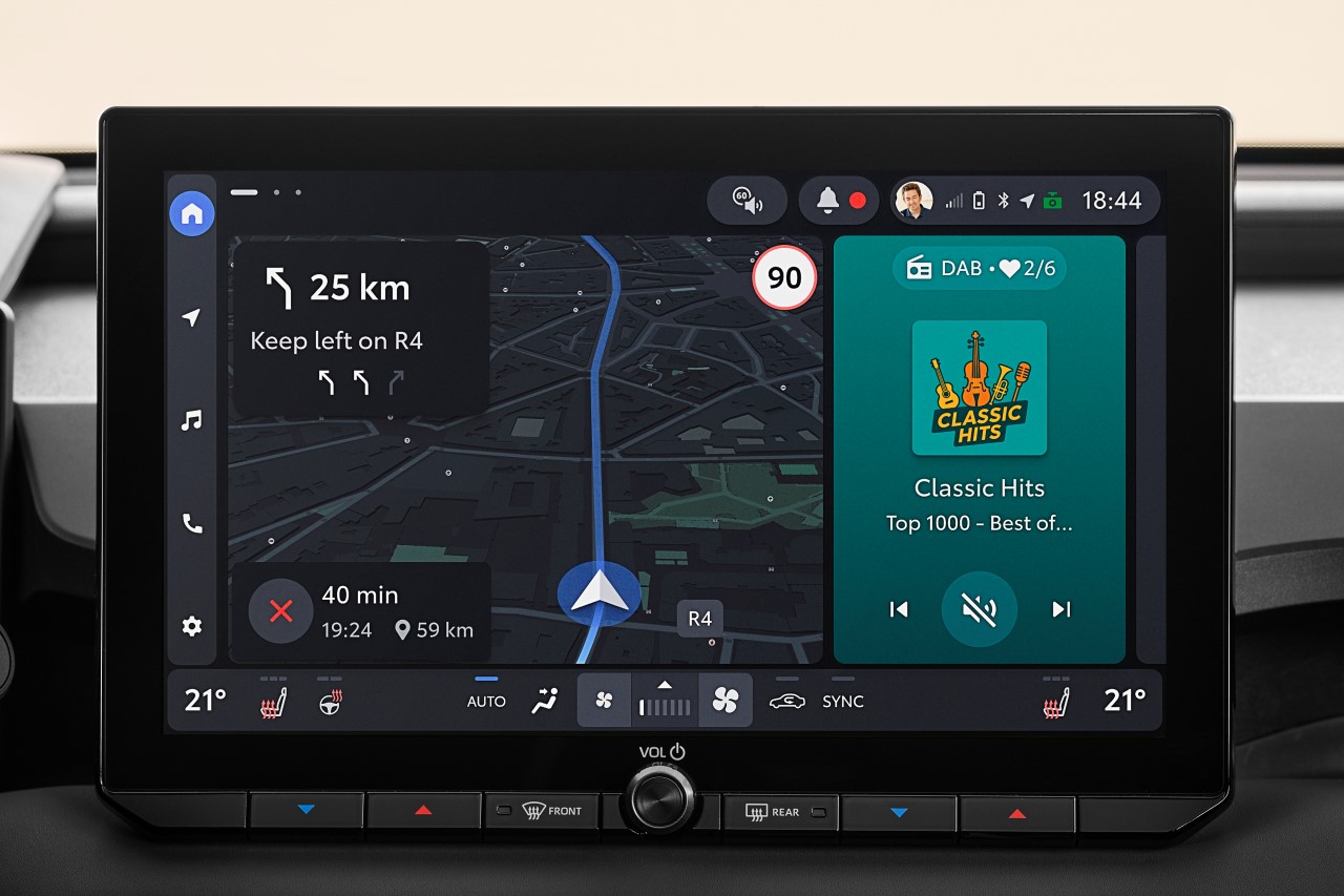 2026_ALL-NEW_RAV4_interior_006