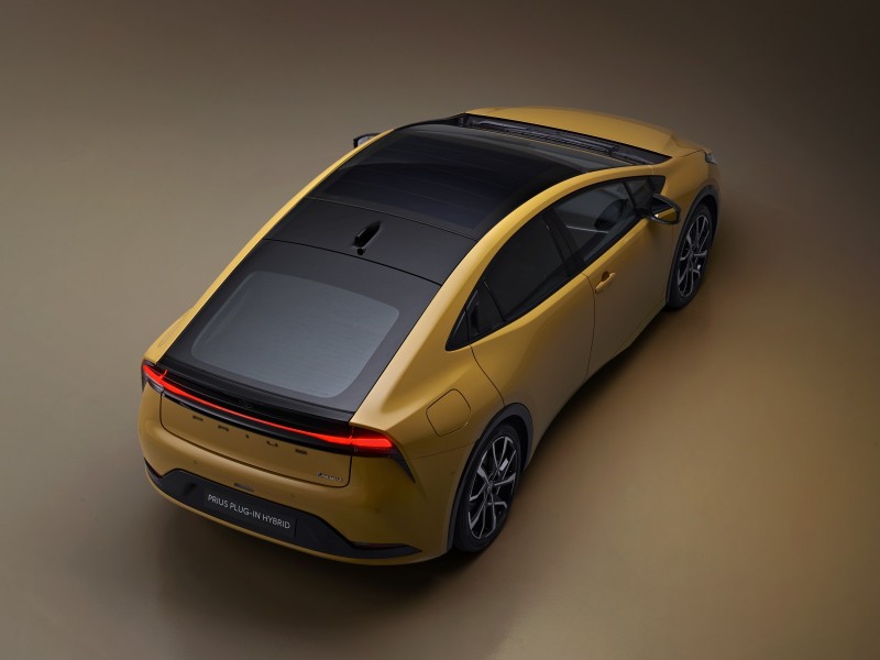 Toyota_Prius_4