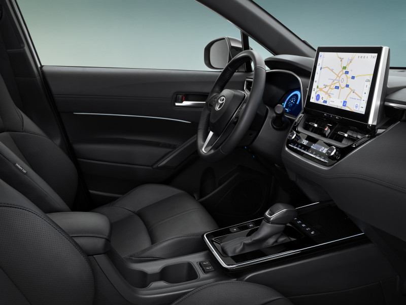 uj_ToyotA_Corolla_Cross (15)