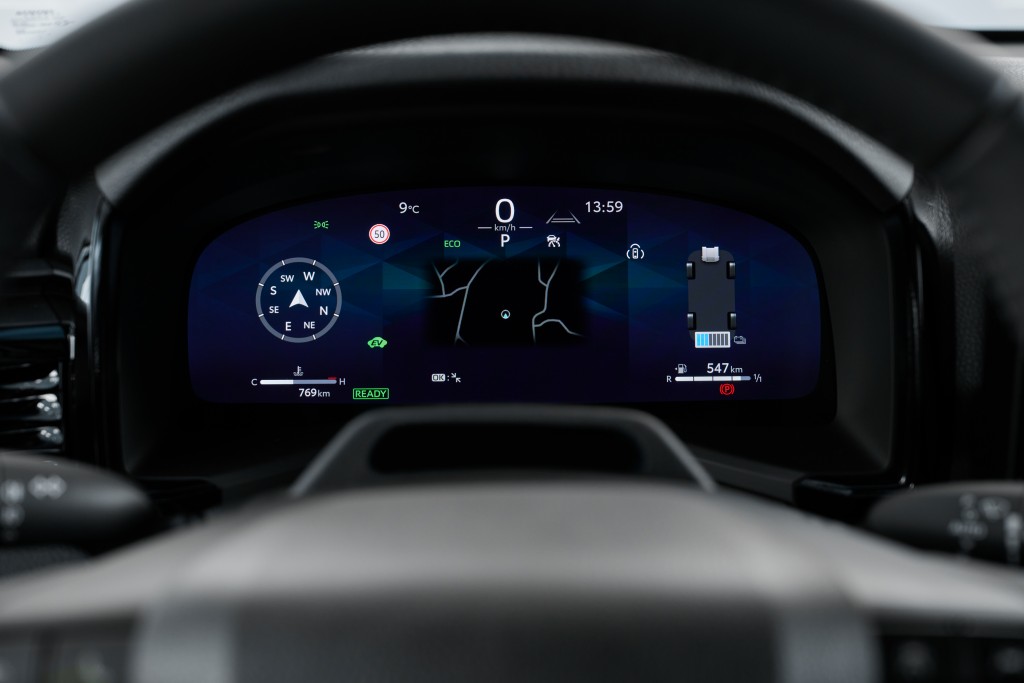 vadonatu_Toyota_Camry (7)